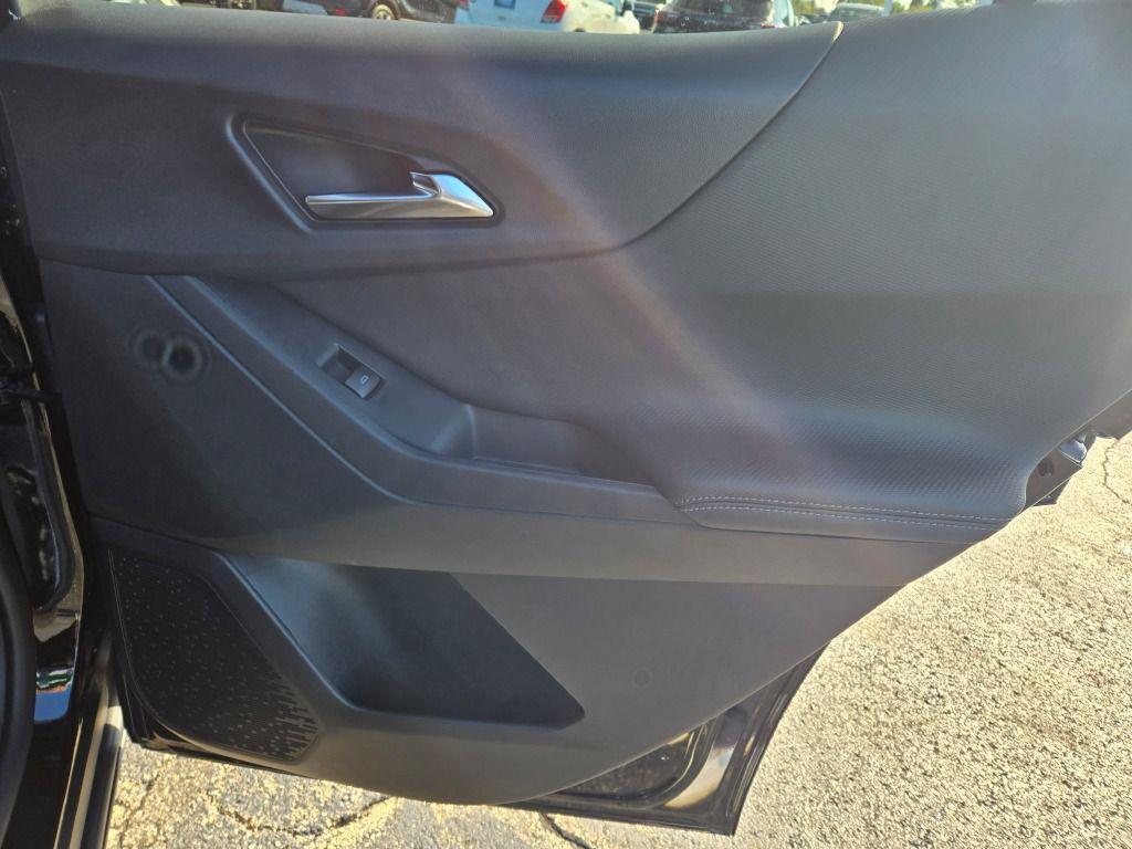 new 2026 Chevrolet Equinox car, priced at $34,484