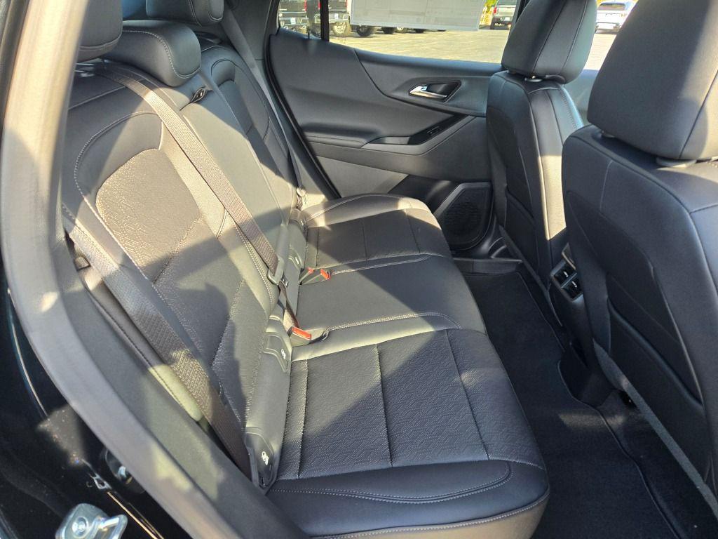 new 2026 Chevrolet Equinox car, priced at $34,484