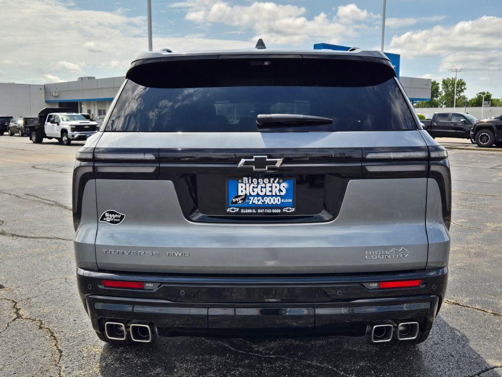 new 2026 Chevrolet Traverse car, priced at $60,055