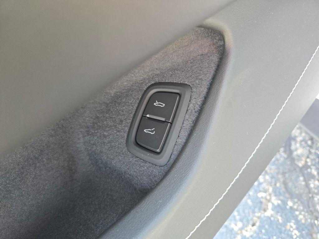 new 2026 Chevrolet Corvette car, priced at $82,215