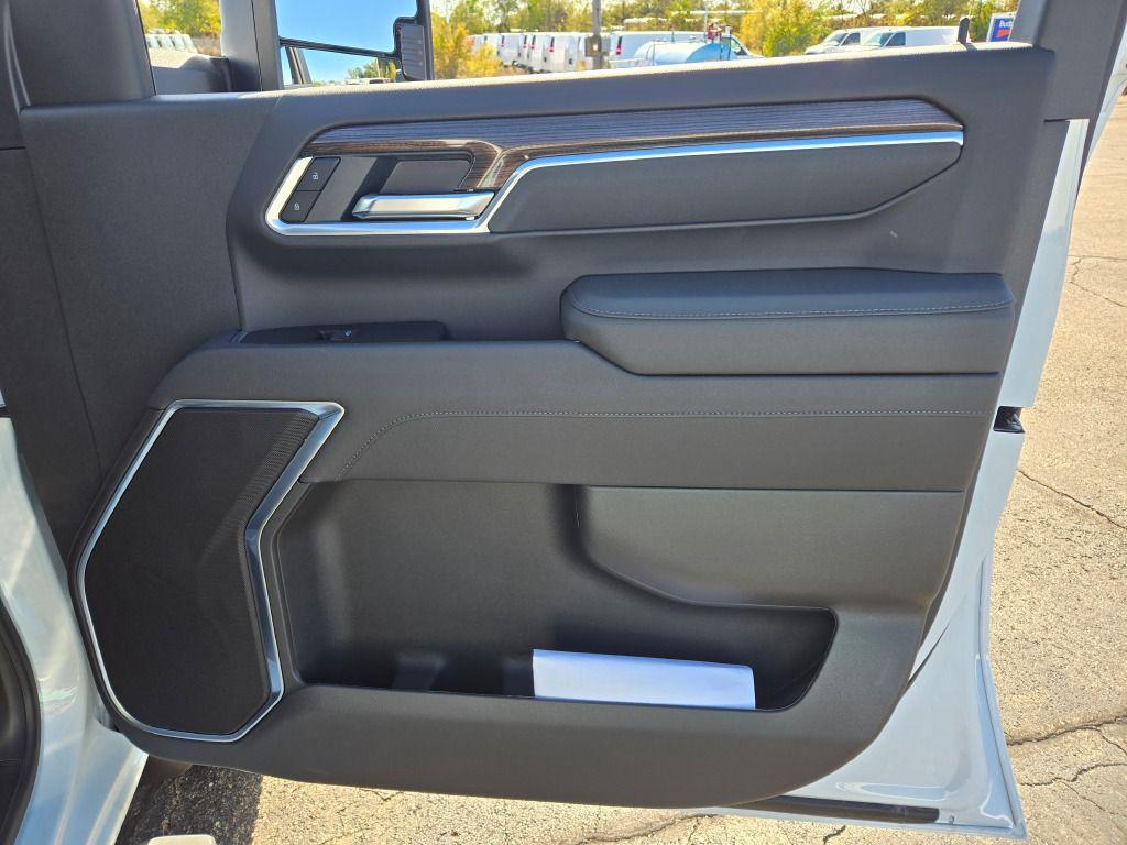 new 2026 Chevrolet Silverado 2500 car, priced at $61,127