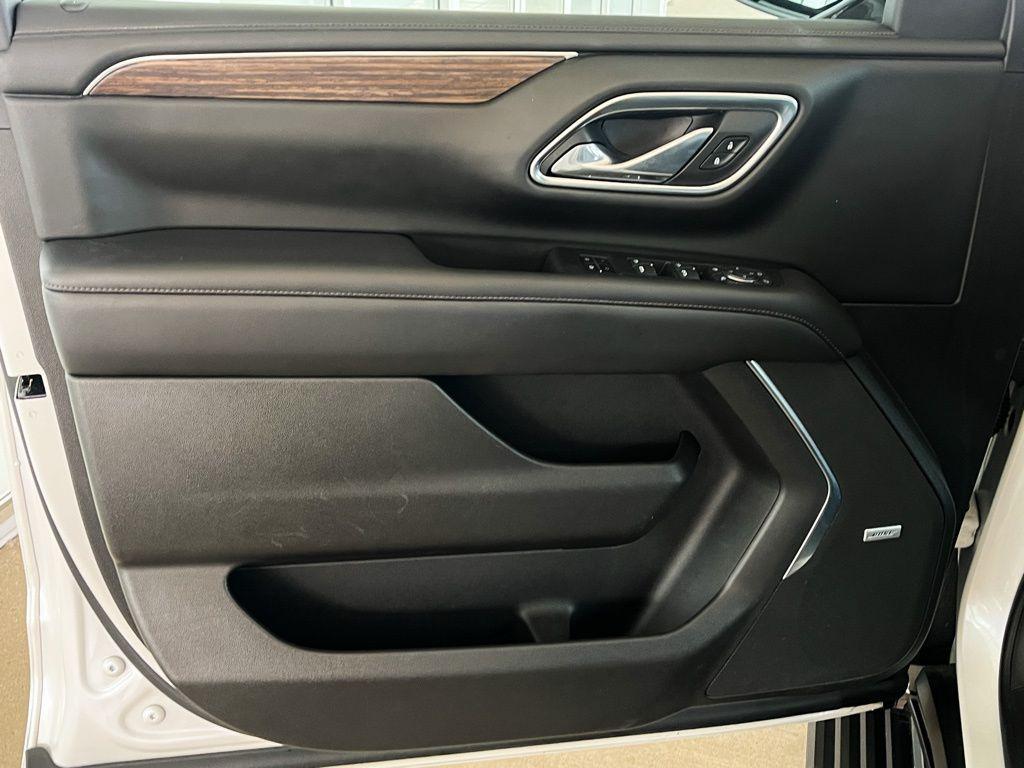 used 2021 Chevrolet Suburban car, priced at $39,898