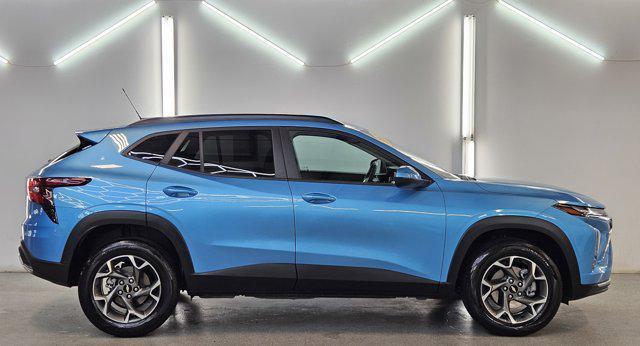 used 2025 Chevrolet Trax car, priced at $25,460