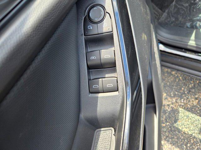 new 2026 Chevrolet Equinox car, priced at $30,320