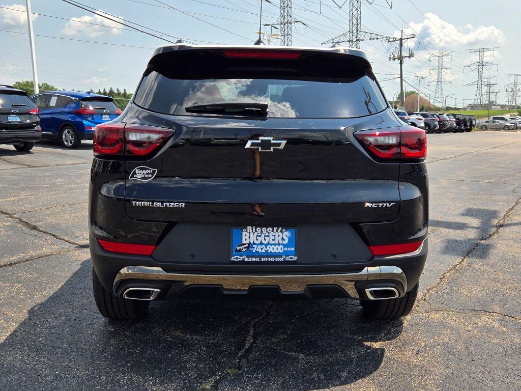 new 2026 Chevrolet TrailBlazer car, priced at $30,233