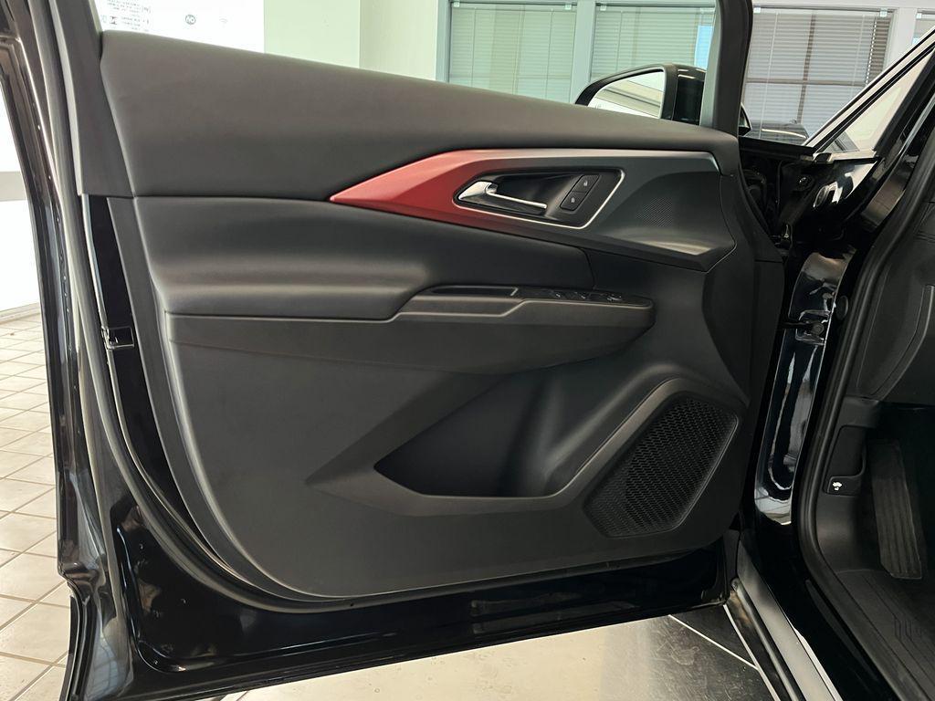 used 2024 Chevrolet Equinox EV car, priced at $29,300