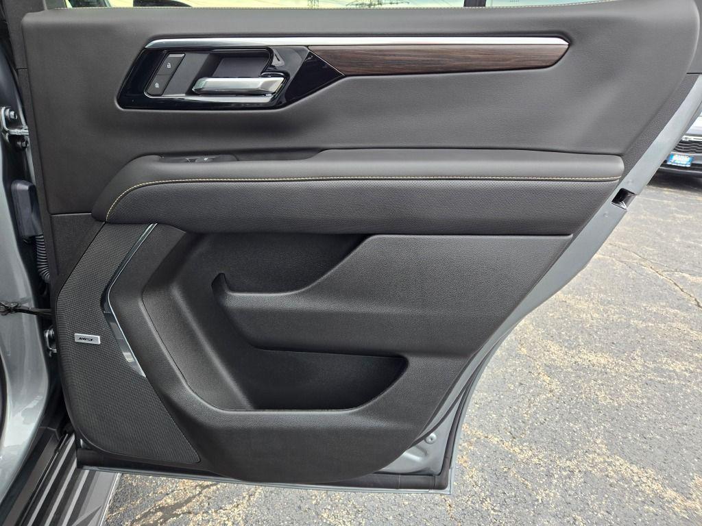 new 2025 Chevrolet Tahoe car, priced at $84,664