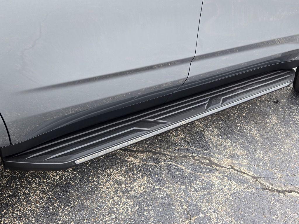 new 2025 Chevrolet Tahoe car, priced at $84,664