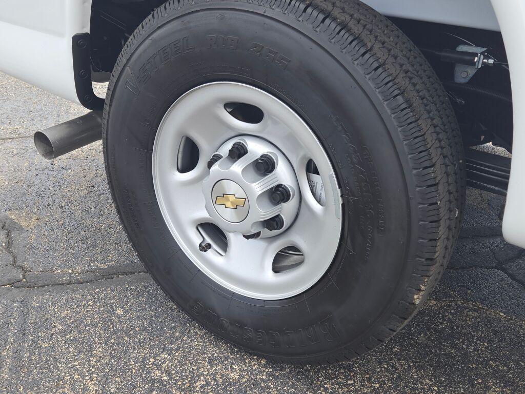 new 2025 Chevrolet Express 2500 car, priced at $52,920