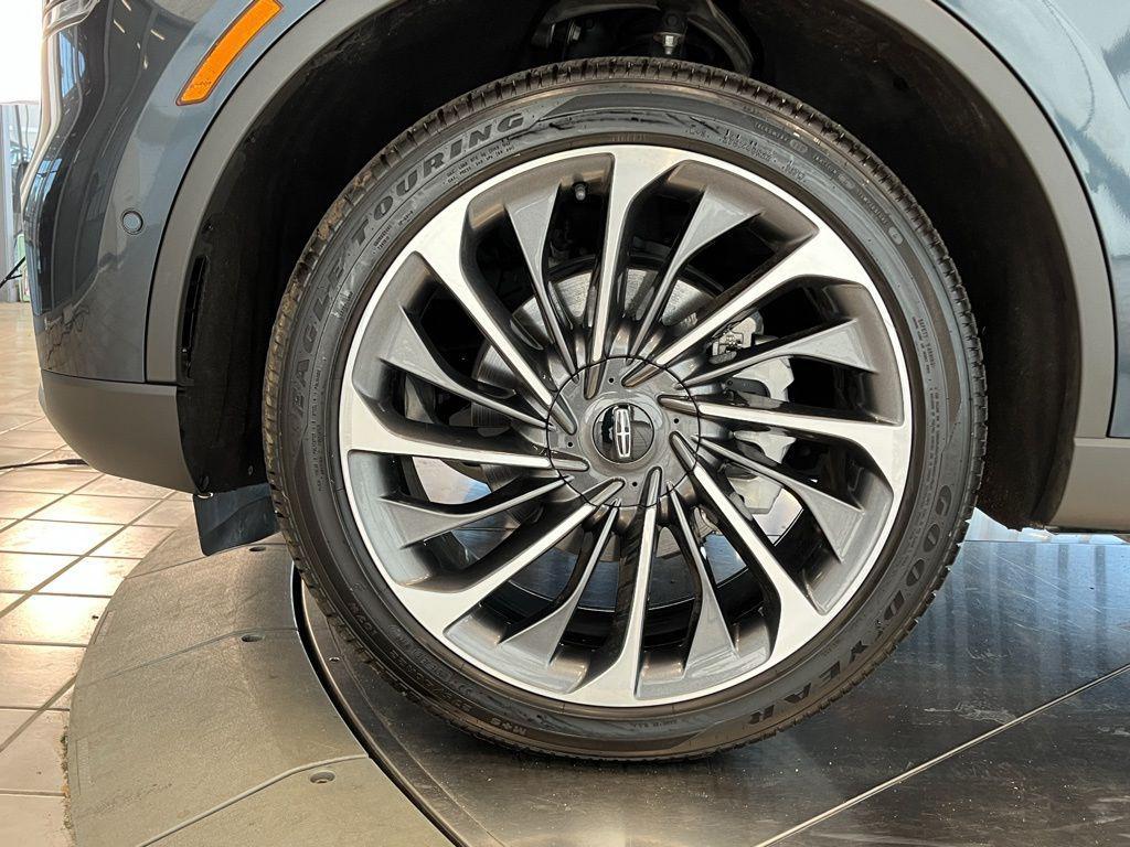 used 2022 Lincoln Aviator car, priced at $35,420