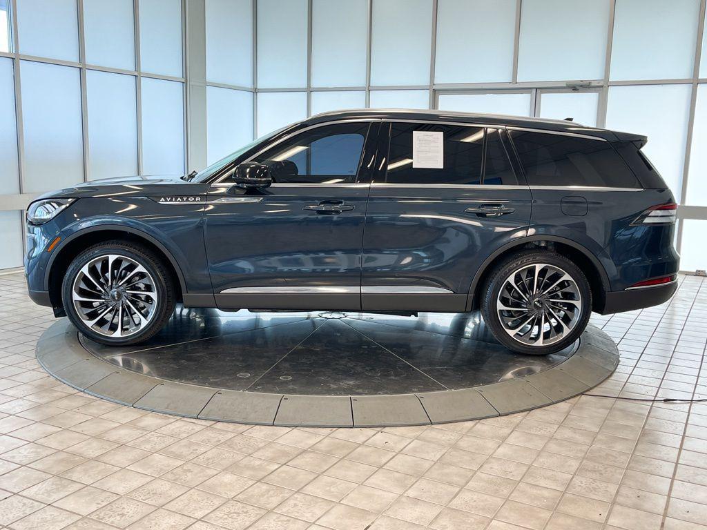 used 2022 Lincoln Aviator car, priced at $35,420