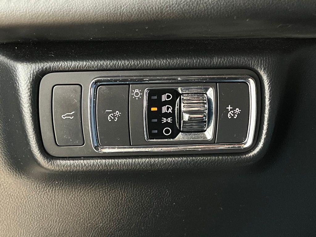 used 2022 Lincoln Aviator car, priced at $35,420