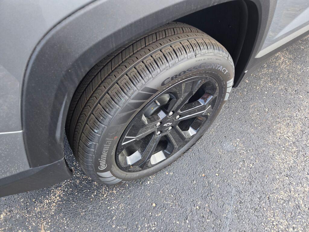 new 2026 Chevrolet Equinox car, priced at $34,380