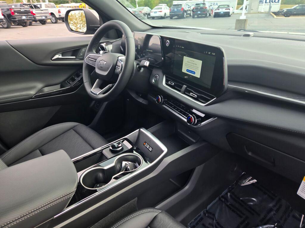 new 2026 Chevrolet Equinox car, priced at $34,380