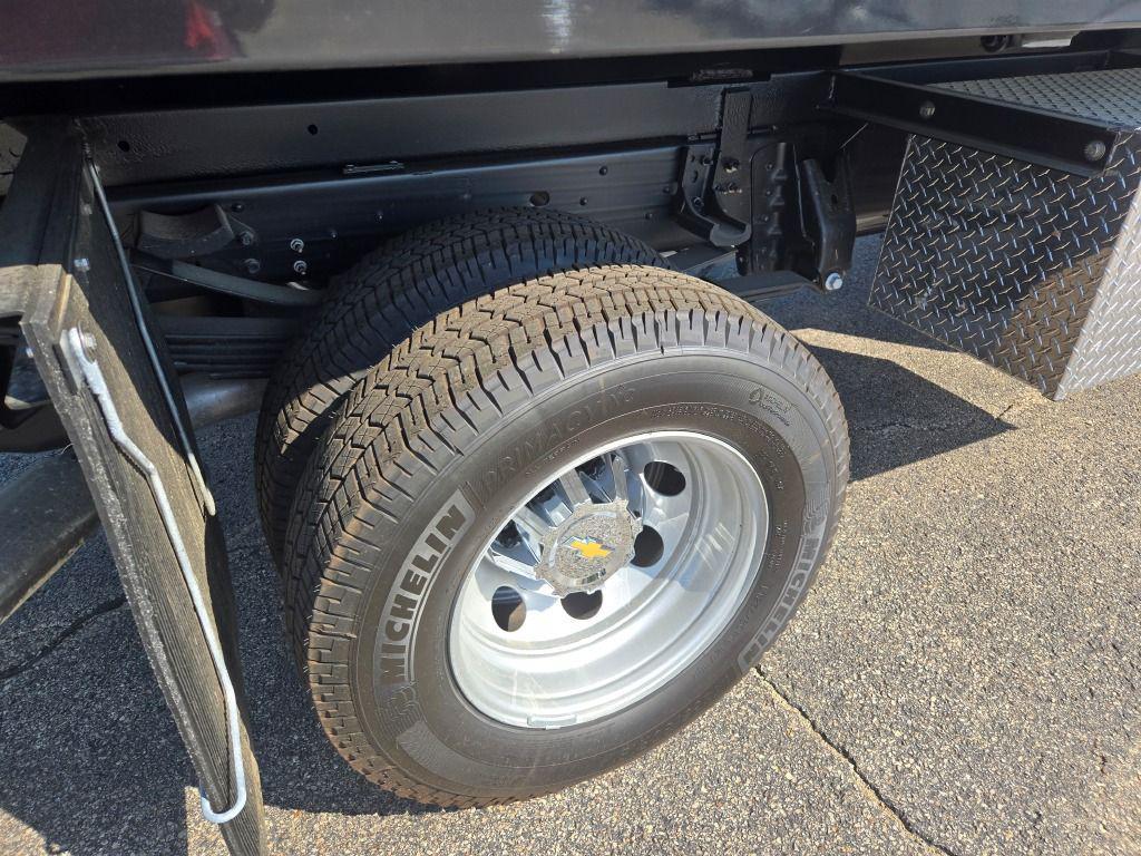 new 2025 Chevrolet Silverado 3500 car, priced at $81,282