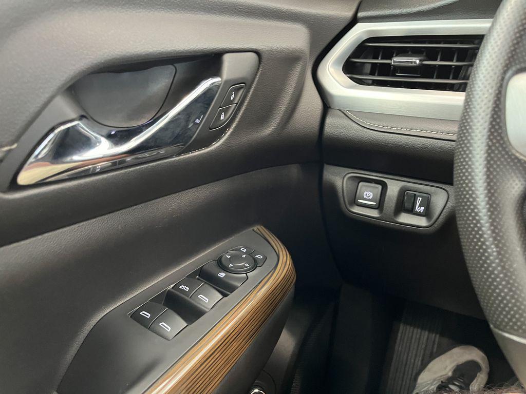 used 2021 GMC Acadia car, priced at $23,957