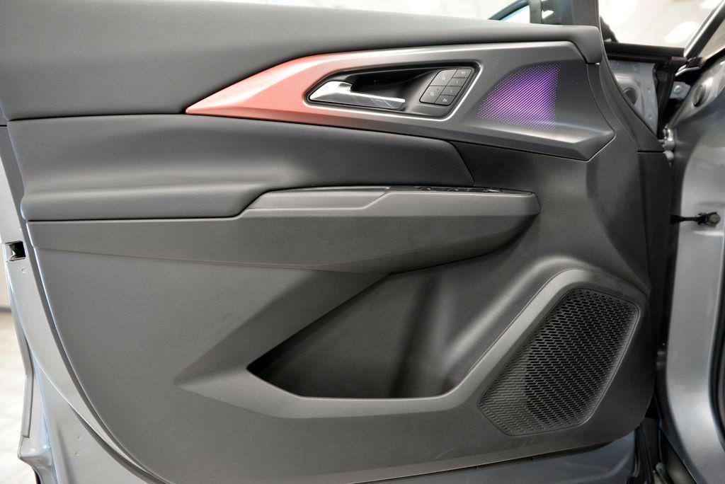 used 2025 Chevrolet Equinox EV car, priced at $34,266