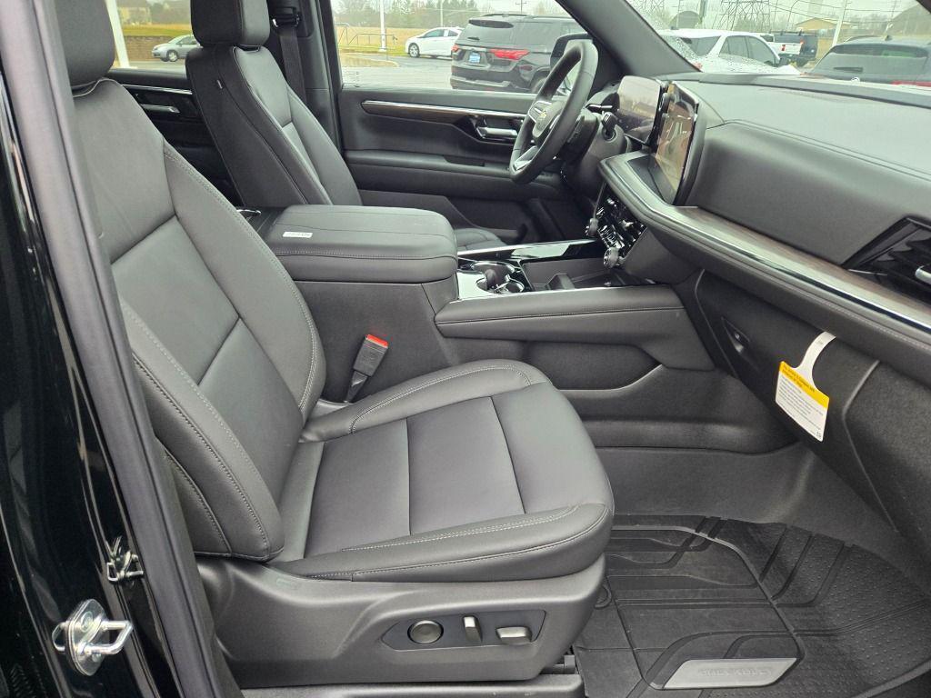 new 2026 Chevrolet Suburban car, priced at $75,301