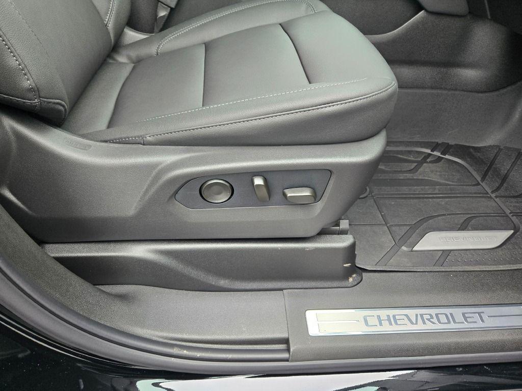 new 2026 Chevrolet Suburban car, priced at $75,301