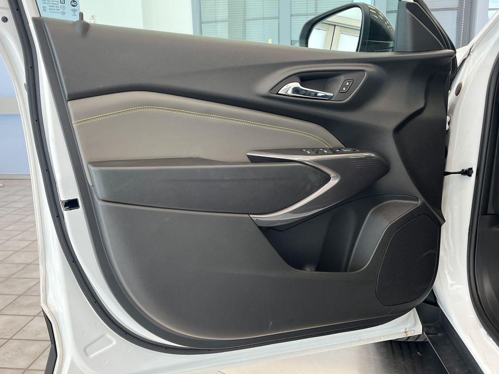 used 2024 Chevrolet Trax car, priced at $24,279