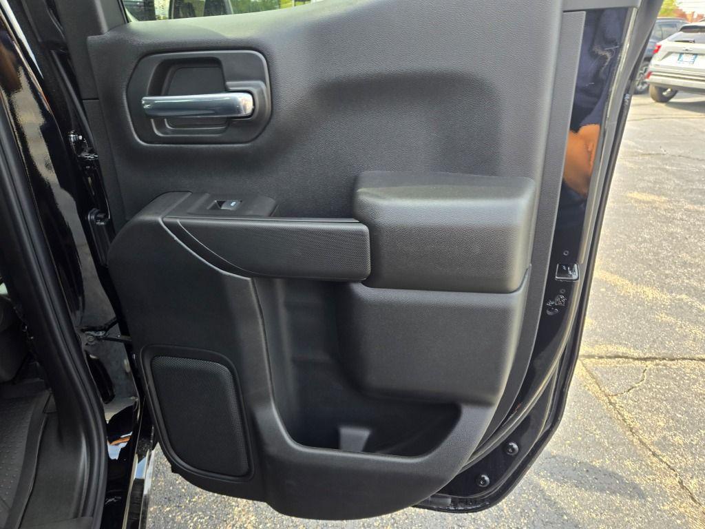 new 2026 Chevrolet Silverado 1500 car, priced at $44,979