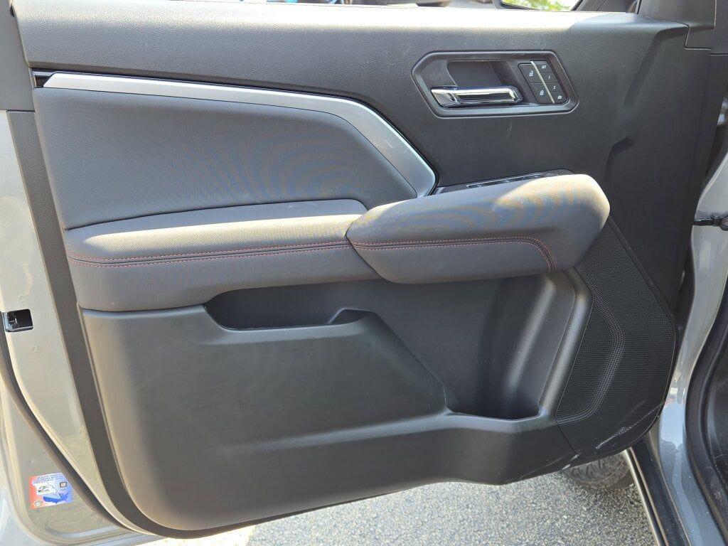new 2025 Chevrolet Colorado car, priced at $46,522
