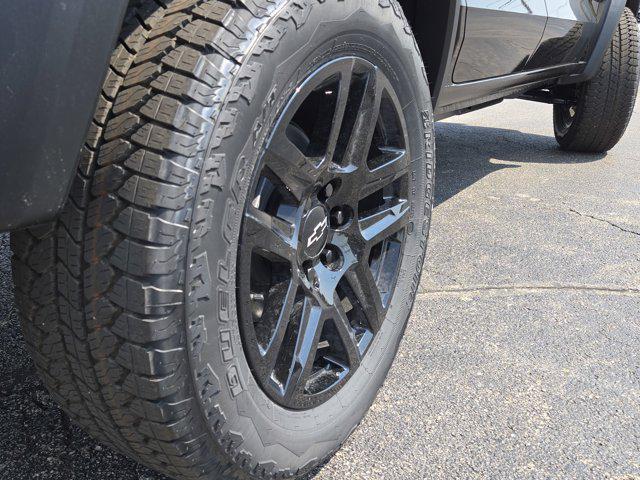 new 2025 Chevrolet Colorado car, priced at $47,090