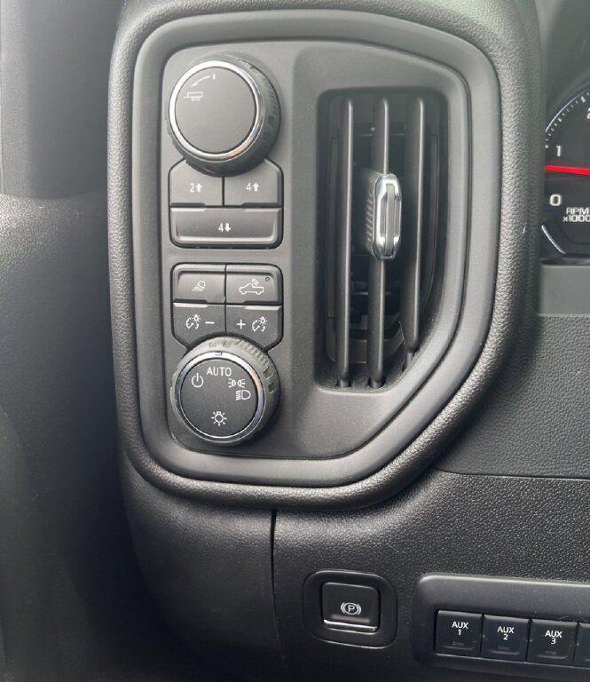 new 2024 Chevrolet Silverado 3500 car, priced at $75,501