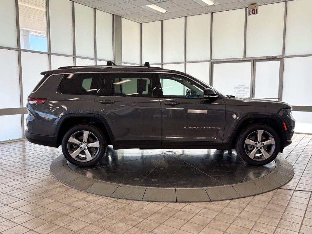 used 2021 Jeep Grand Cherokee L car, priced at $28,900