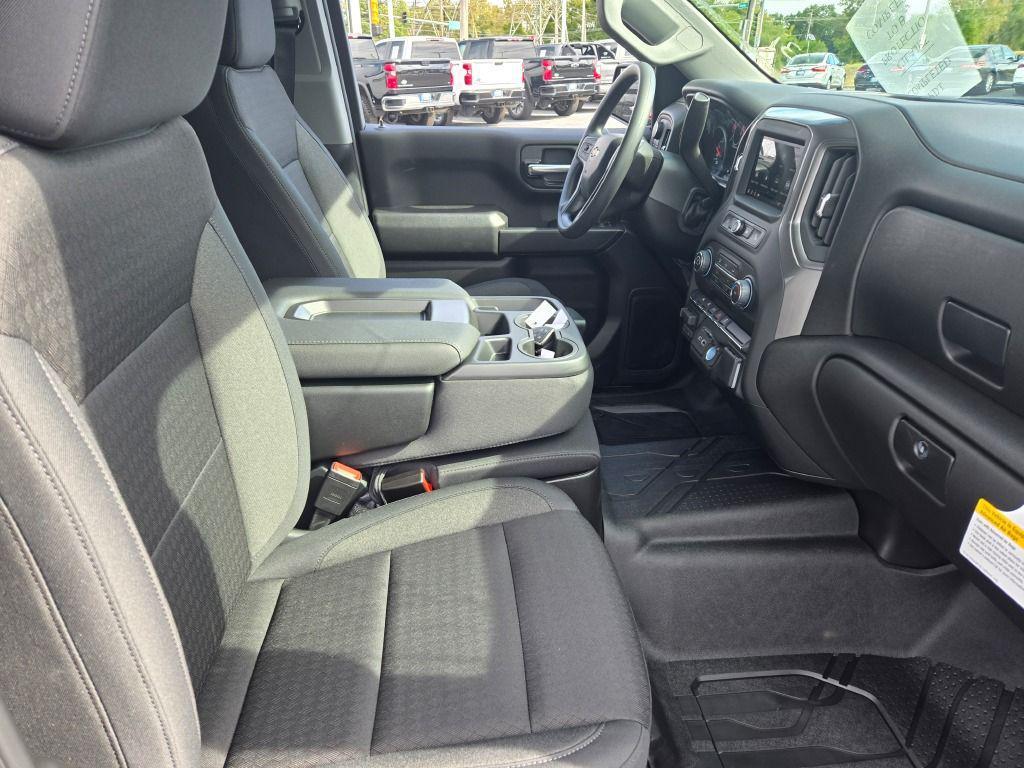 new 2026 Chevrolet Silverado 1500 car, priced at $45,677
