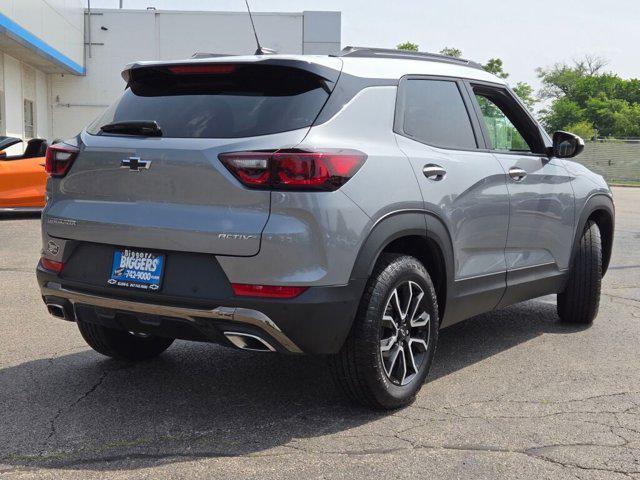 new 2025 Chevrolet TrailBlazer car, priced at $30,585