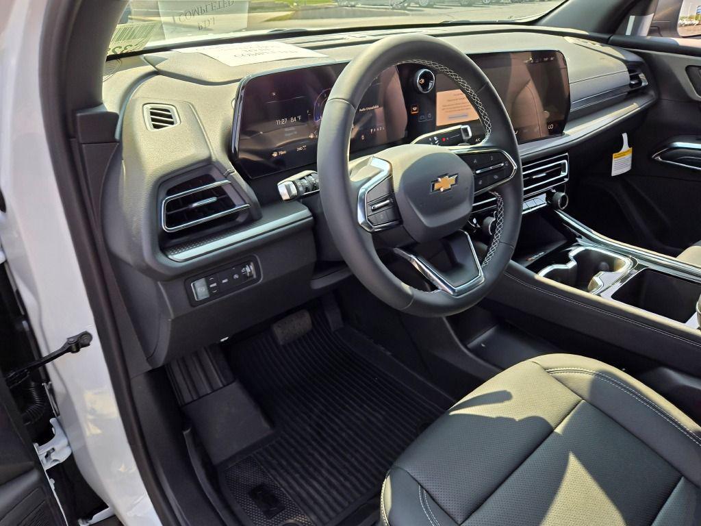 new 2026 Chevrolet Traverse car, priced at $46,321