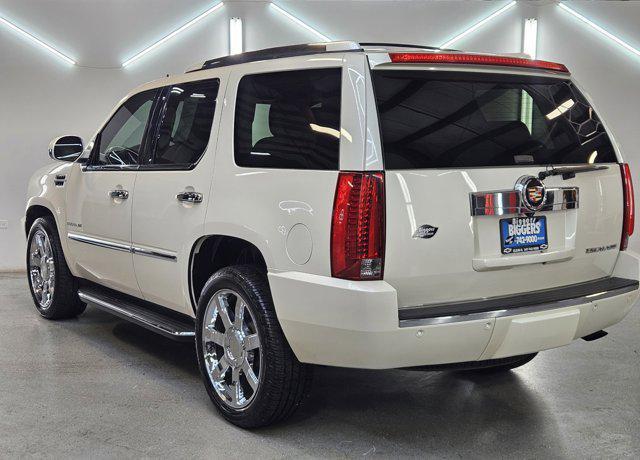 used 2014 Cadillac Escalade car, priced at $17,860