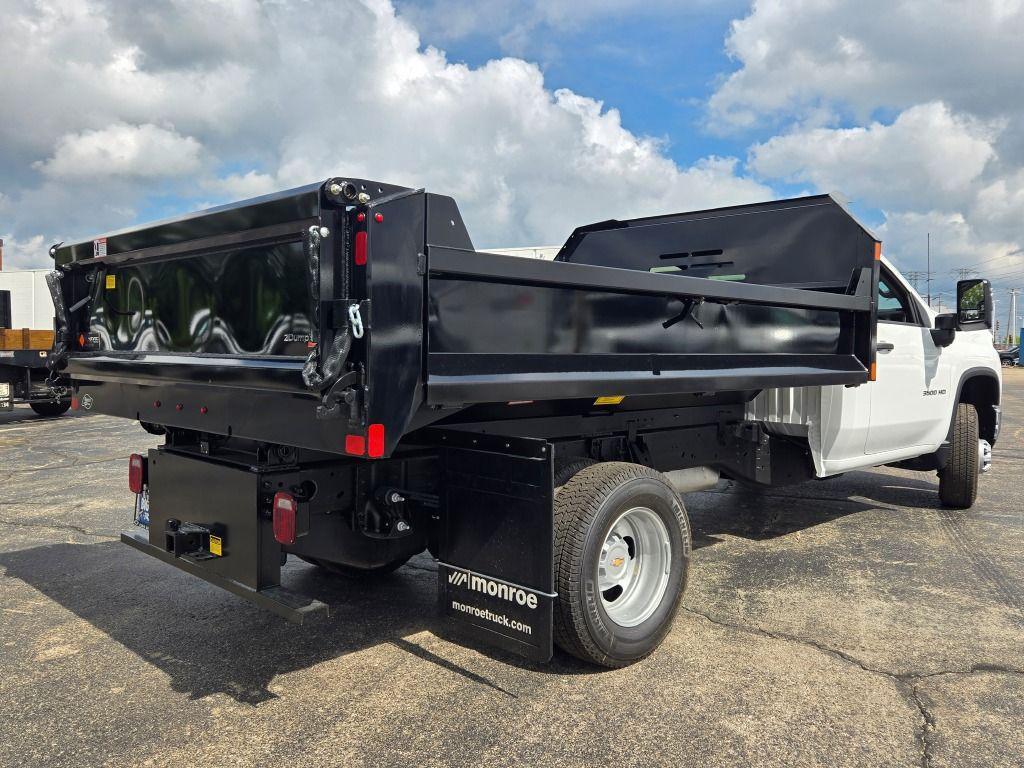 new 2025 Chevrolet Silverado 3500 car, priced at $69,527