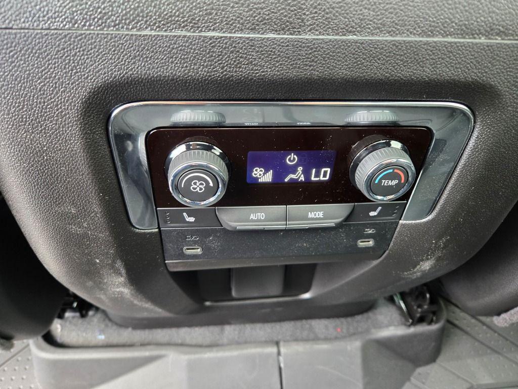 new 2026 Chevrolet Suburban car, priced at $92,560