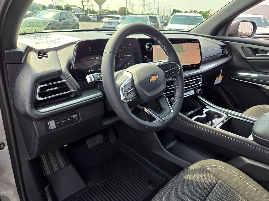 new 2026 Chevrolet Traverse car, priced at $45,391