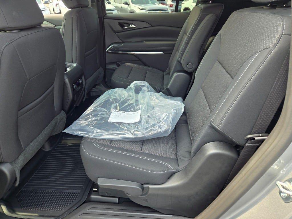 new 2026 Chevrolet Traverse car, priced at $45,391