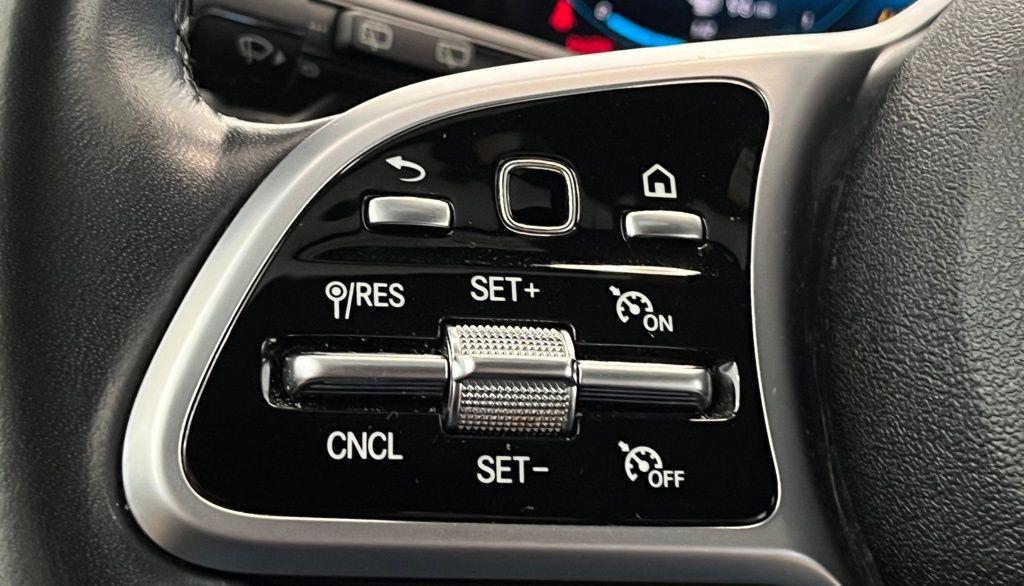 used 2021 Mercedes-Benz GLB 250 car, priced at $26,750