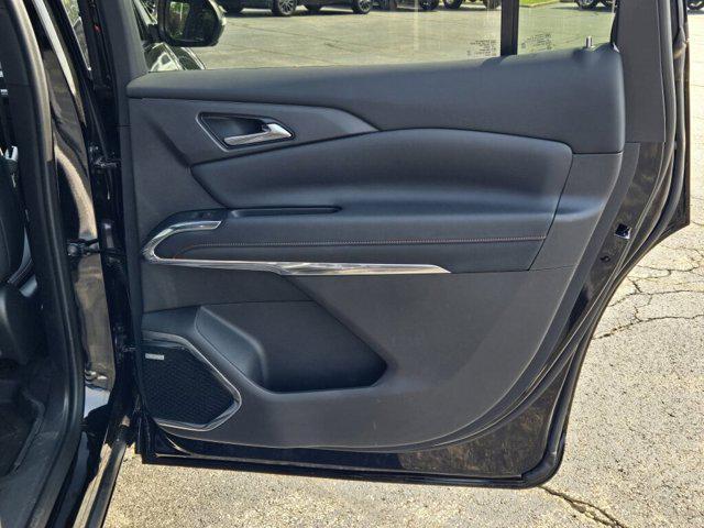 new 2025 Chevrolet Traverse car, priced at $57,920