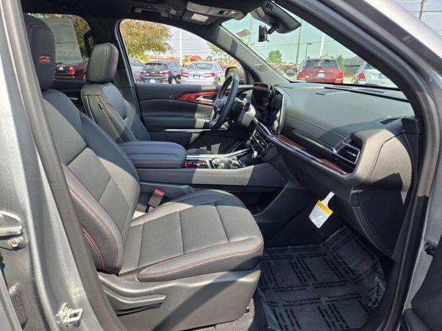 new 2025 Chevrolet Traverse car, priced at $54,014