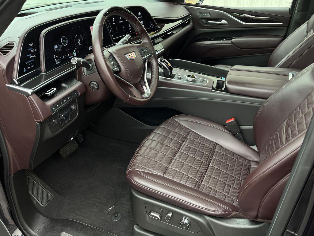 used 2021 Cadillac Escalade ESV car, priced at $65,557