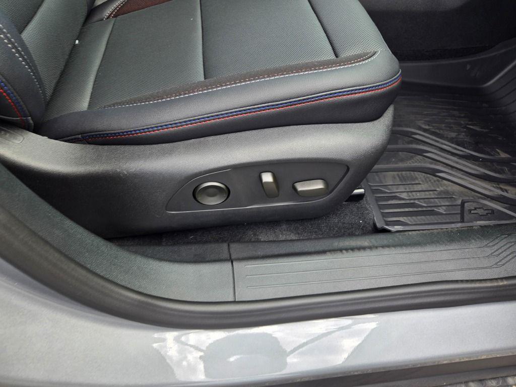 new 2025 Chevrolet Equinox EV car, priced at $52,030