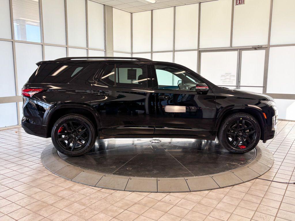 used 2023 Chevrolet Traverse car, priced at $38,960