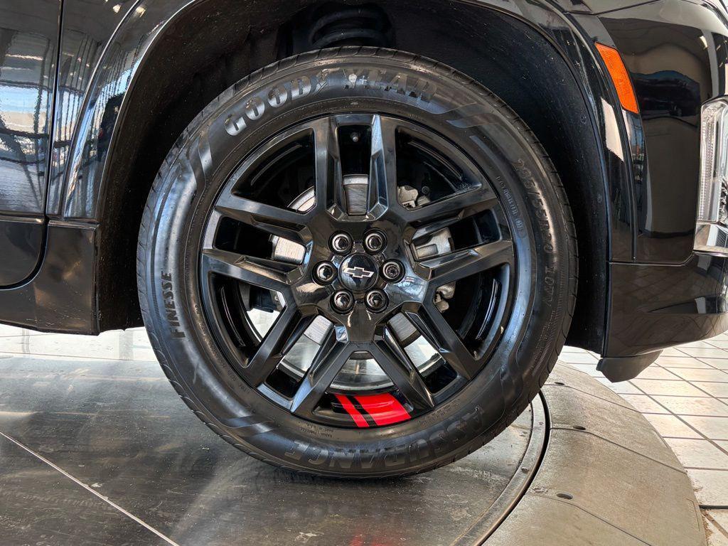used 2023 Chevrolet Traverse car, priced at $38,960
