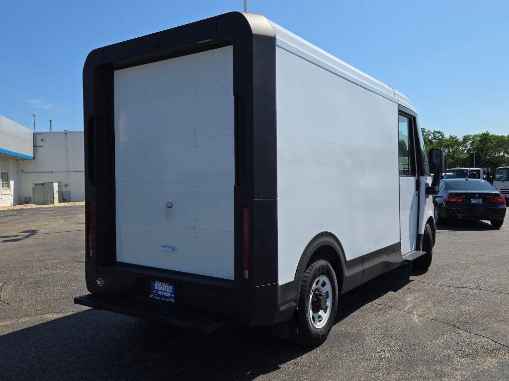 new 2025 Chevrolet BrightDrop 400 car, priced at $70,635
