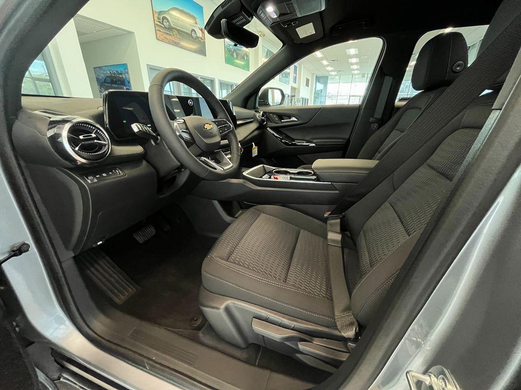 used 2025 Chevrolet Equinox car, priced at $29,799