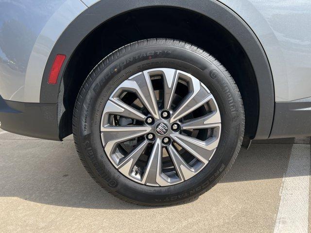 used 2025 Buick Envision car, priced at $28,500