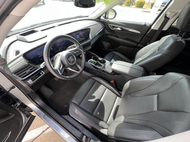 used 2025 Buick Envision car, priced at $28,500