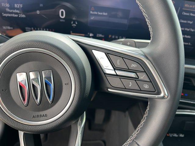 used 2025 Buick Envision car, priced at $28,500