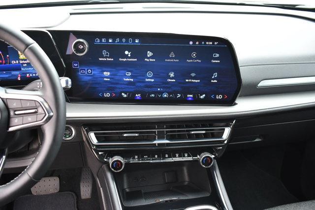 used 2025 Chevrolet Traverse car, priced at $34,188